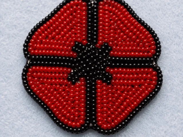 Métis Beaded Poppy Workshop project image